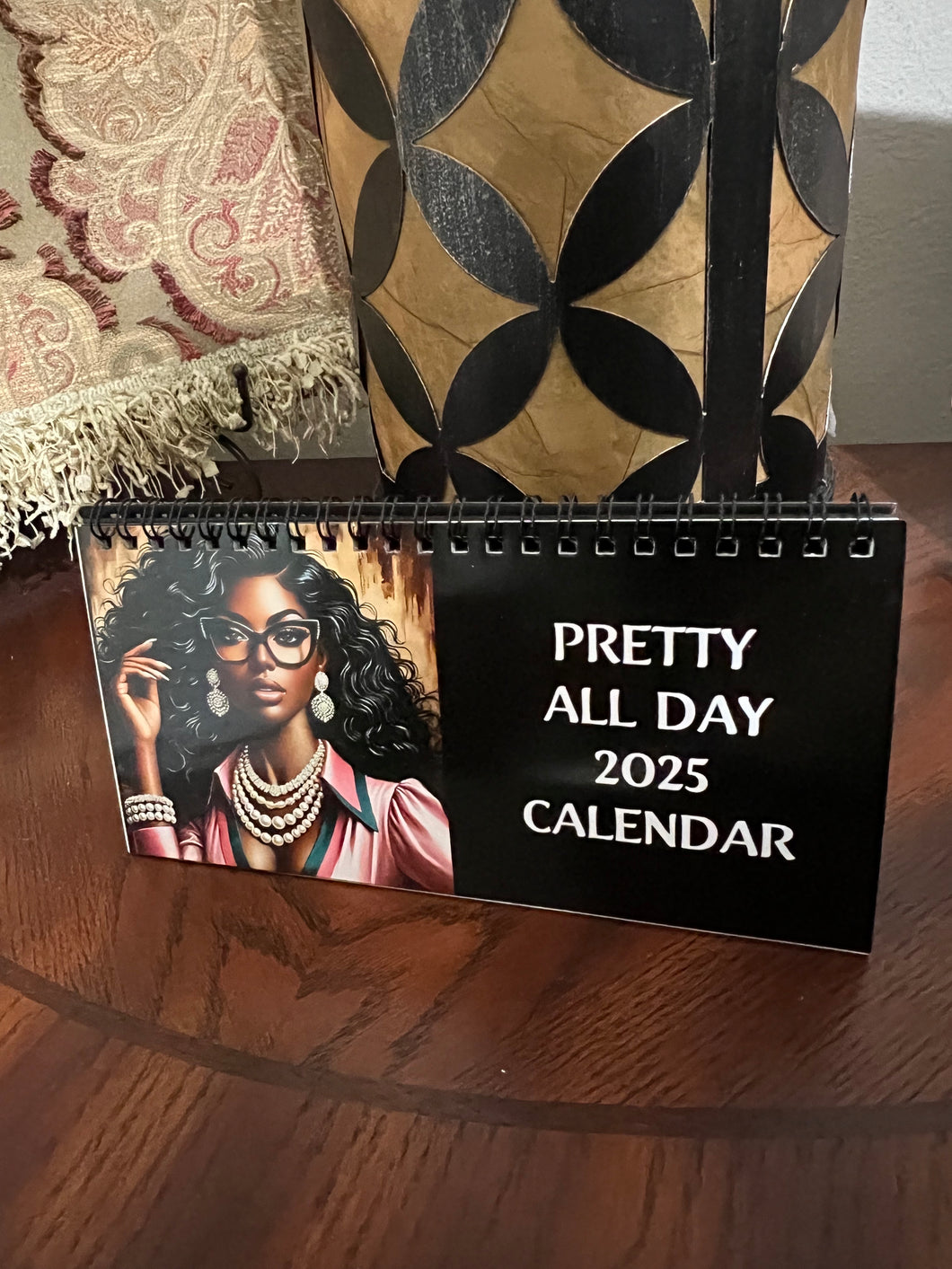 Pretty All Day Desktop Calendar